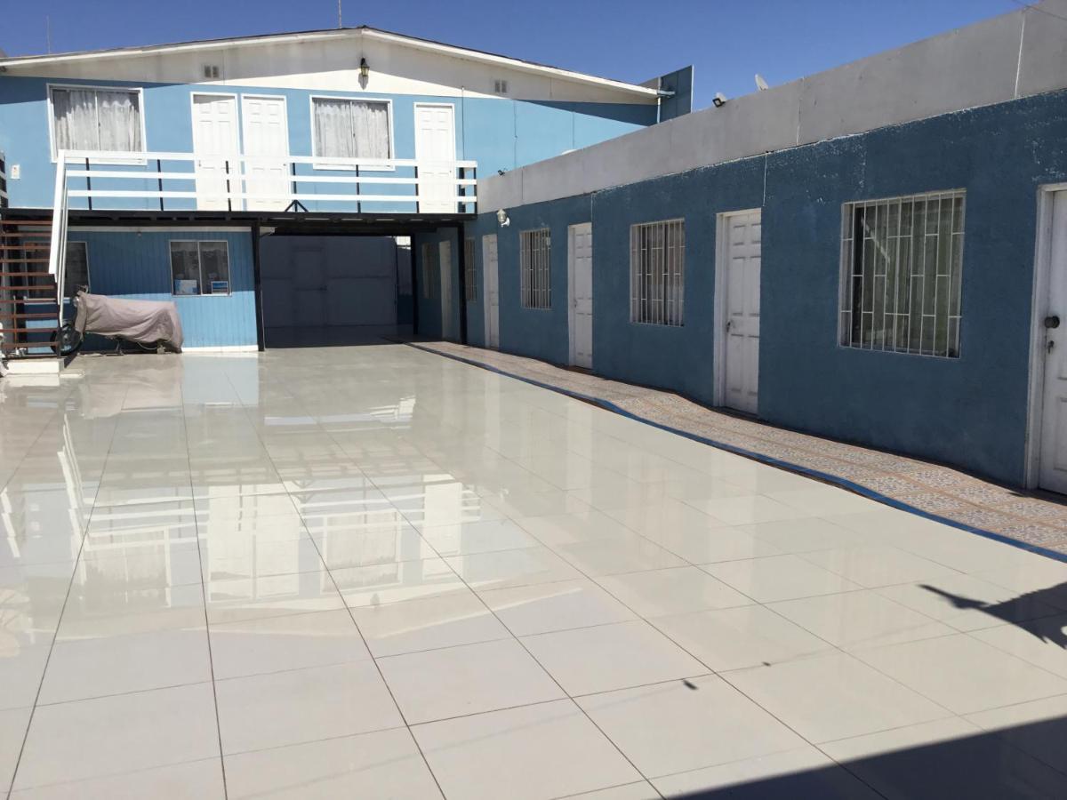 Playa Brava Hostal Caldera